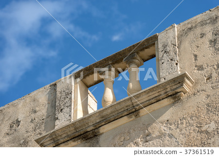 Old Balustrade - Ortygia Island Syracuse Italy 37361519