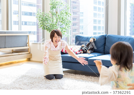 Early childhood 37362291