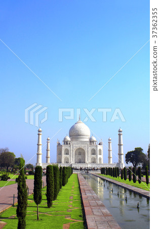 Taj Mahal mausoleum, Agra, India 37362355
