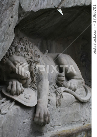 laying down Lion statue Monument Switzerland deco laying down Lion statue Monument Switzerland deco 37366701