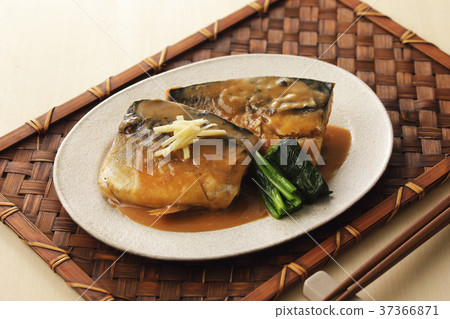 用鯖魚燜鯖魚 37366871