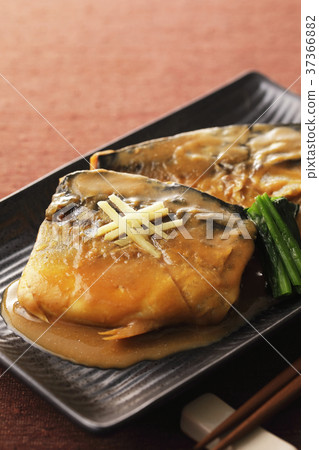 用鯖魚燜鯖魚 37366882