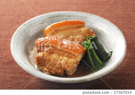 Pork belly boiled 37367054