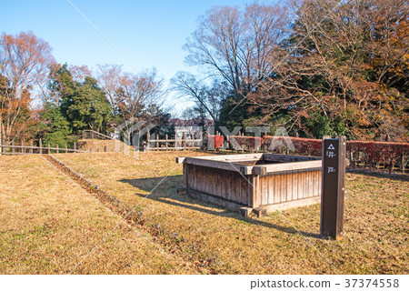 Hachigata城堡廢墟Hachigata城堡公園井 Hachigata城堡廢墟Hachigata城堡公園井 37374558