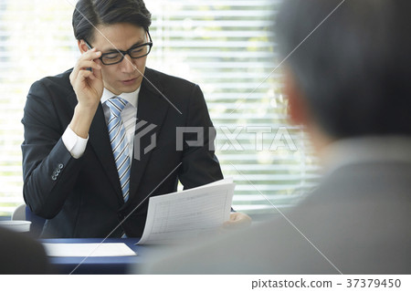 商務面試男士 37379450