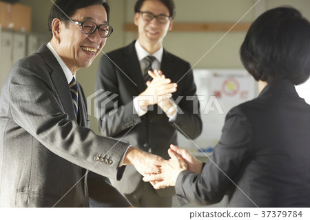 Retirement Goodbye Greeting Businessman 37379784