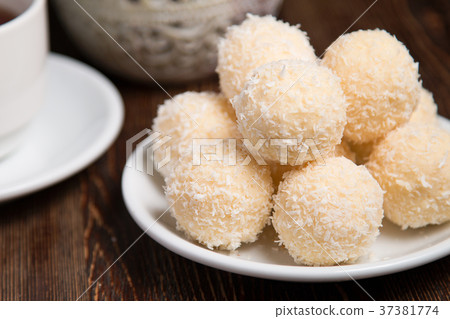Appetizing coconut balls Lada. Vegetarian cuisine 37381774