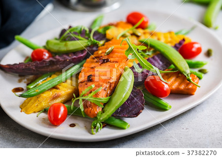 Grilled Sweet Potatoes with Snap pea and Rocket 37382270