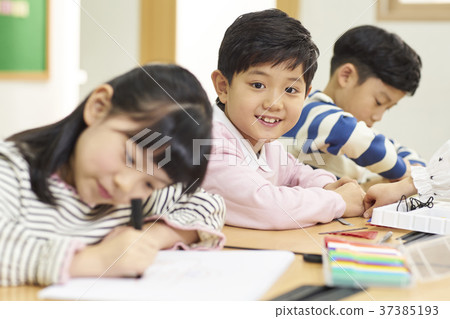 小學生,兒童,韓國人 小學生,兒童,韓國人 37385193