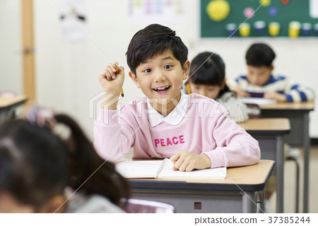 Elementary students, children, Koreans 37385244