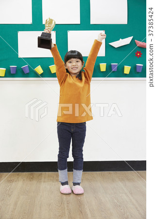 Elementary students, children, Koreans 37385424