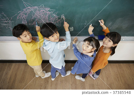 Elementary students, children, Koreans Elementary students, children, Koreans 37385548