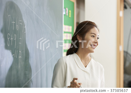 Teacher, Korean Teacher, Korean 37385637