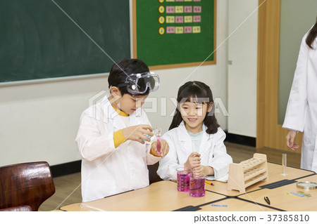 Elementary students, children, Koreans 37385810