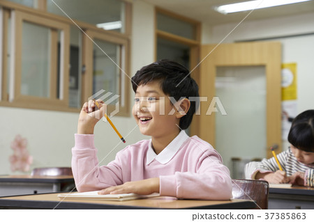 Elementary students, children, Koreans 37385863