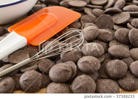 手工巧克力，情人節準備，最喜歡的巧克力，製作糖果 37388233