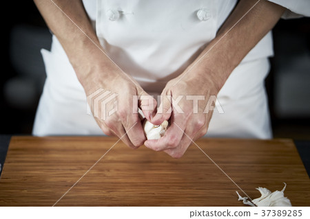 廚師的手做飯 37389285