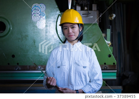 Town factory workers Town factory workers 37389455
