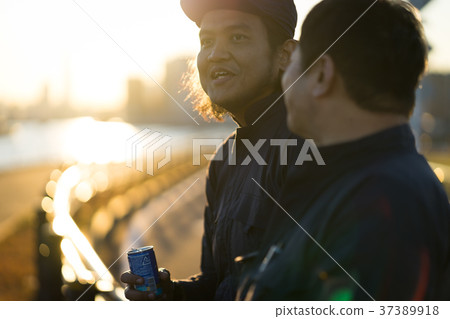 Worker's Break Evening 37389918