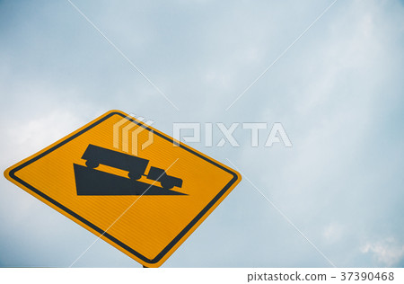 Yellow Steep truck slope traffic sign with cloudy 37390468