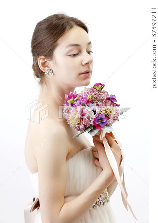 Bridal beauty shot Foreign women Bridal beauty shot Foreign women 37397211