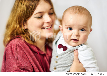 Mother and baby son 37397367