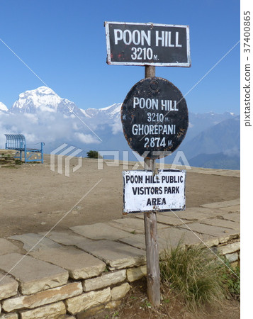 Ghorepani Poon Hill sign, Nepal Ghorepani Poon Hill sign, Nepal 37400865