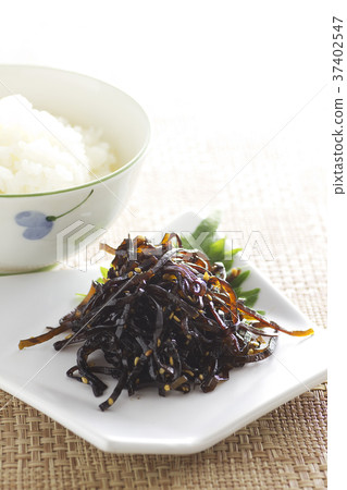 Skewers of kelp 13 37402547