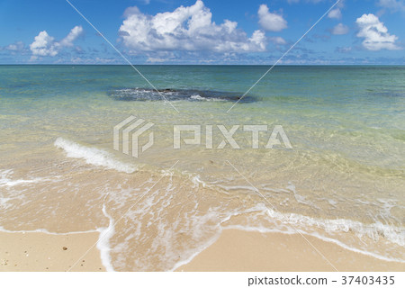 Sabichi Cave Beach (Ishigaki Island) Sabichi Cave Beach (Ishigaki Island) 37403435