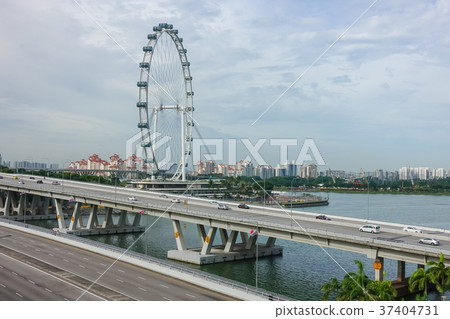 Ferris wheel 37404731