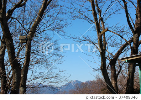 Suzuka mountain range seen from Isaka dam 37409346