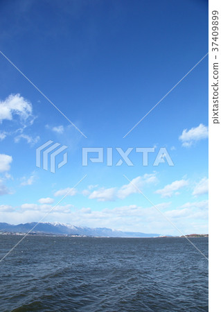 Winter fine Lake Biwa 37409899