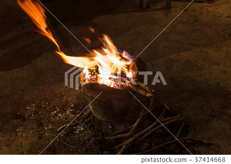 Brazier with fire. 37414668