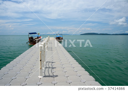View from the pier 37414866