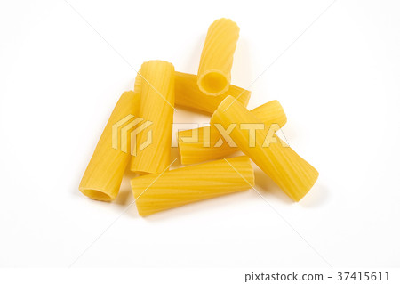 Rigatoni italian pasta isolated on white Rigatoni italian pasta isolated on white 37415611
