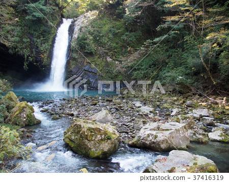 Rinno Waterfall 37416319