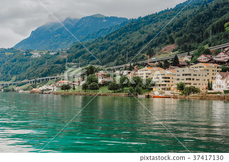 lucerne lake vierwaldstaettersee switzerland lucerne lake vierwaldstaettersee switzerland 37417130