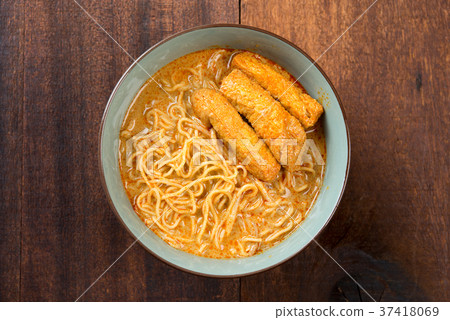 Top view Curry Laksa Noodles Asian cuisine Top view Curry Laksa Noodles Asian cuisine 37418069