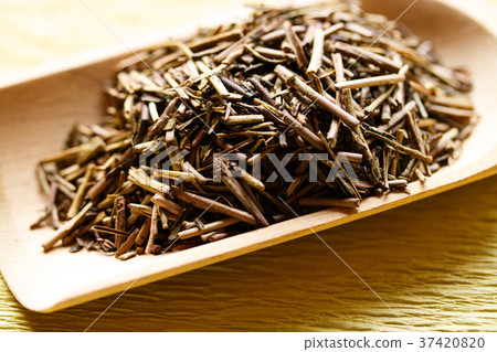 roasted green tea roasted green tea 37420820