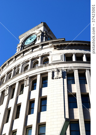 Ginza 4-chome intersection 37423001