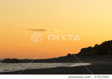 Matsuho of Miho Sunset 37423003