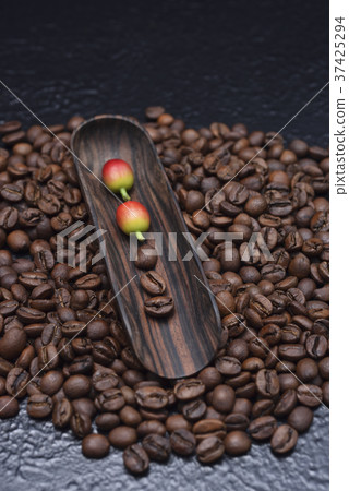 Coffee,coffee beans,food,raw,food,fresh,fresh,hot,illustration,agriculture,food,shelf,advertise, brewing, brewing coffee 37425294