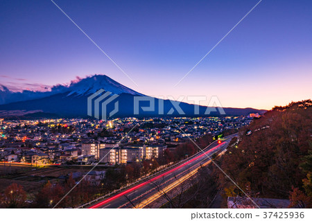 中央路和富士山2017 中央路和富士山2017 37425936