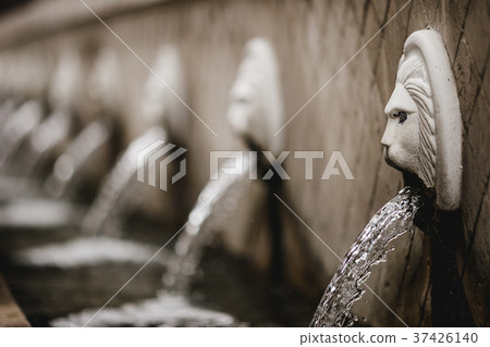 old lion fountain crete old lion fountain crete 37426140