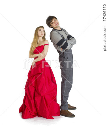 Concept of mesalliance and unequal match. 37426550