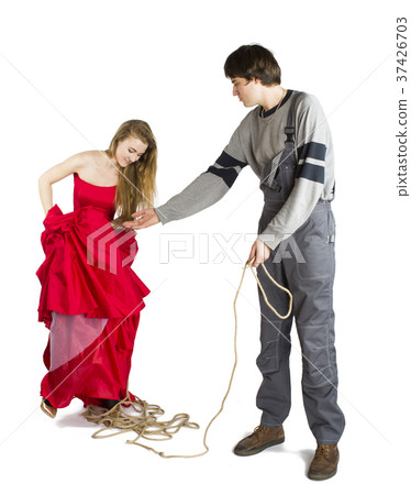 Concept of mesalliance and unequal match. 37426703