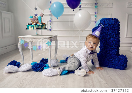 child in the day of birth one year child in the day of birth one year 37427552