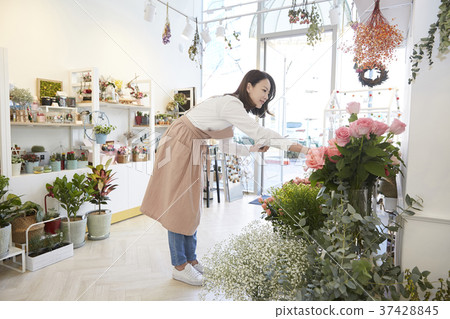Florist, florist, young woman, korean 37428845