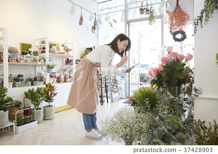 Florist, florist, young woman, korean 37428903