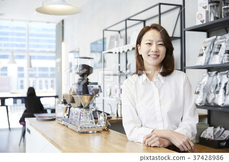Cafe, Barista, Korean 37428986